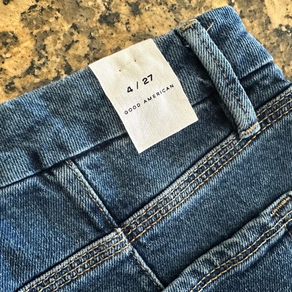 NWT Good American Good Icon curvy jeans Indigo067 wash, size 4/27 - Picture 9 of 15